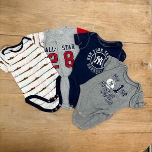 New York Yankees Baseball-Themed Baby Onesies (Set of 4)